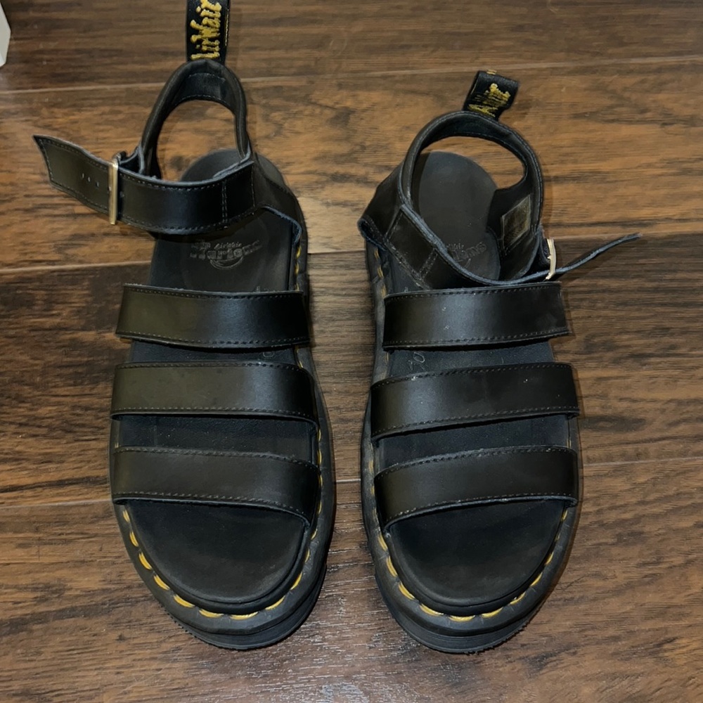 Dr. Marten Blaire size 9